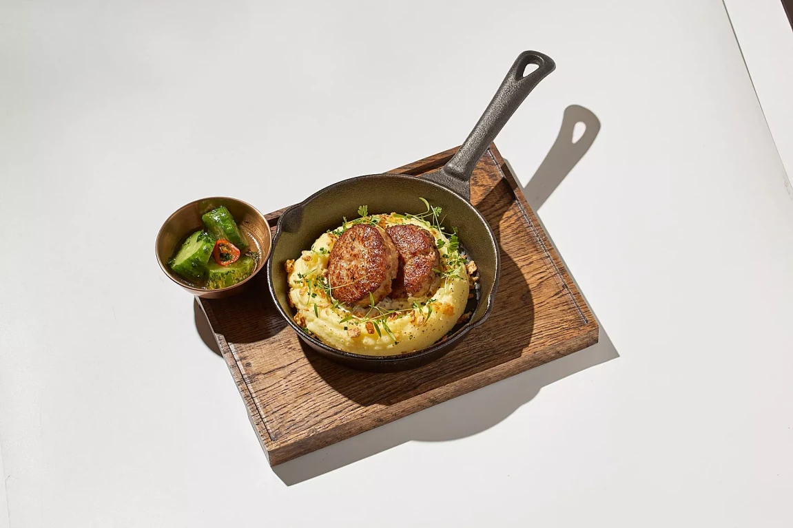 Домашние котлеты с картофельным пюре