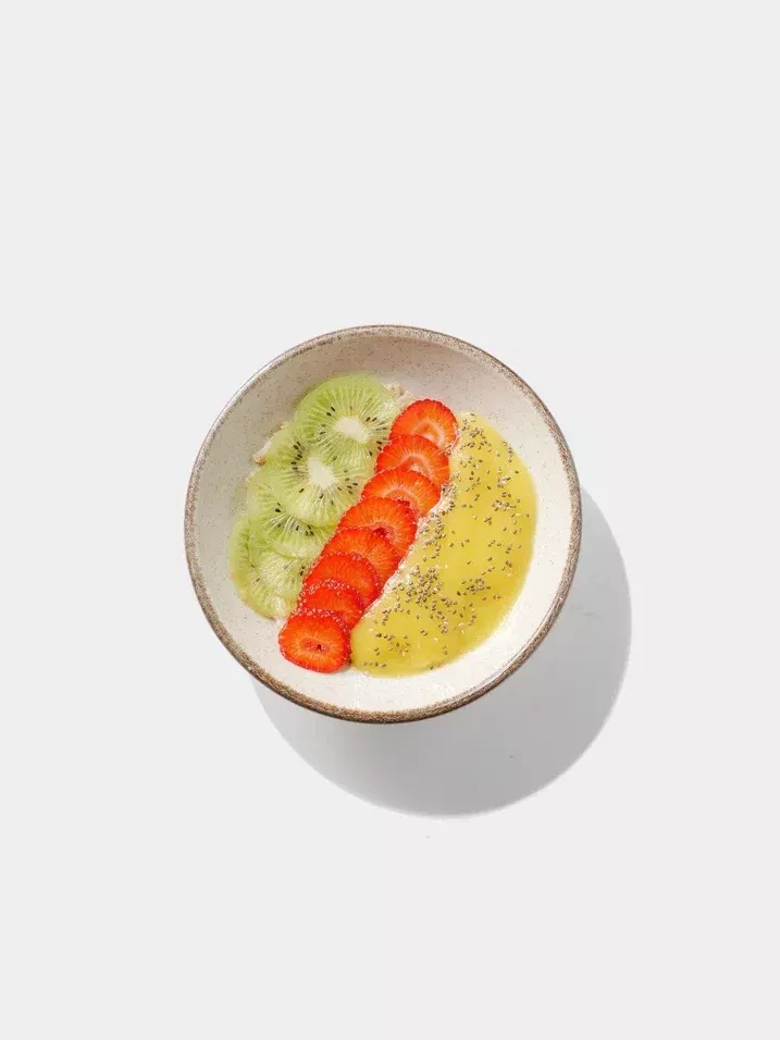 Овсяная каша с фруктами