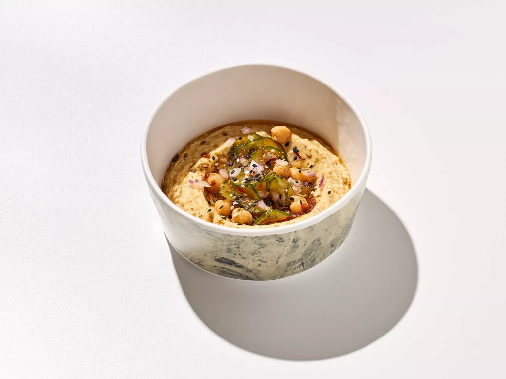 ХУМУС С МАРИНОВАННЫМИ ОГУРЦАМИ