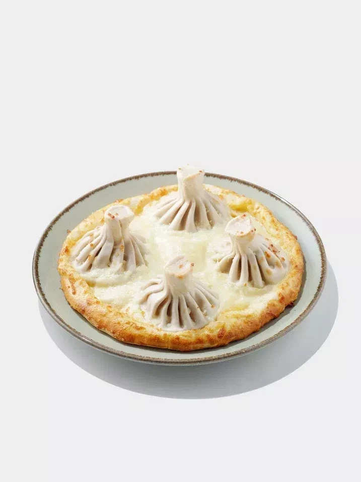 Хачапури с мясными хинкалями