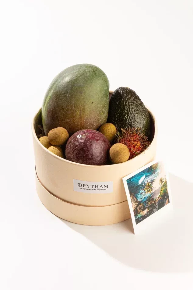 Фруктовая корзина Экзотический комплимент