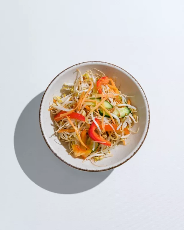 С ростками сои