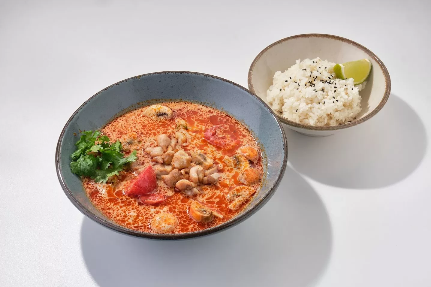 Том ям с курицей XL