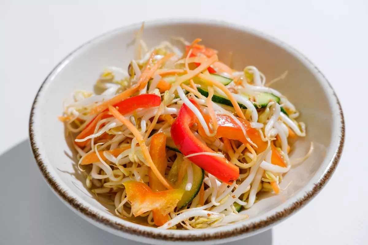 С ростками сои